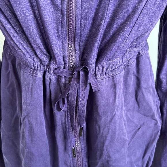 Lululemon reversible jacket - Picture 2 of 9